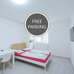 Trzaska With Free Parking Apartment Laibach