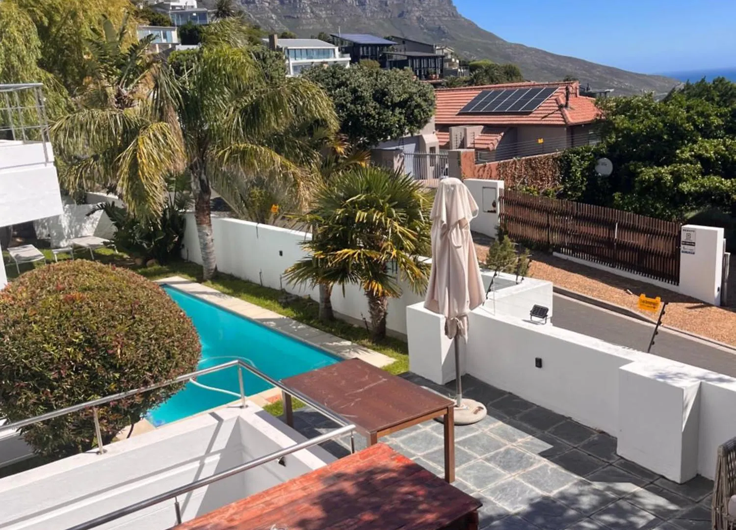 Cozy Camps Bay House With Mountain And Sea View Villa Cape Town